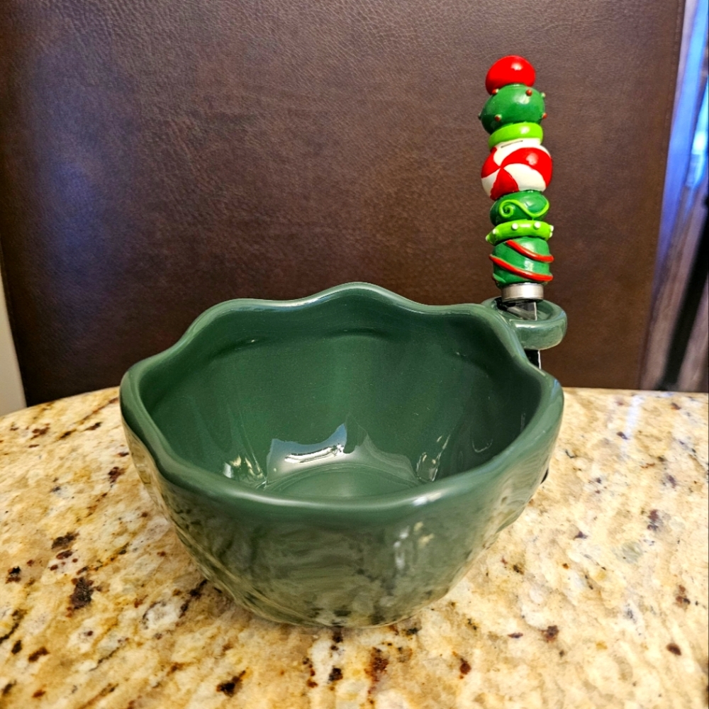 Christmas dip salsa bowl